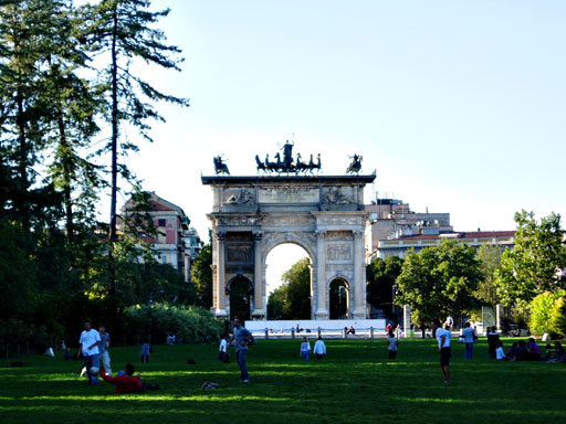 米兰理工大学概况及留学费用_人人留学网提供